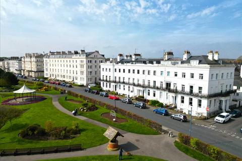 3 bedroom apartment for sale, The Crescent, Filey