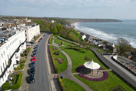 3 bedroom apartment for sale, The Crescent, Filey