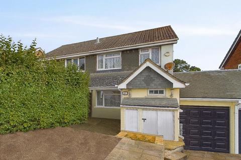 3 bedroom terraced house for sale, Brewer Road, Cliffe Woods, Rochester ME3 8HS