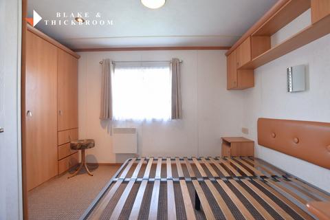 2 bedroom static caravan for sale, Beach Road, St Osyth
