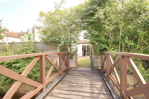 59 Medcalf Road, Enfield, EN3 6HJ