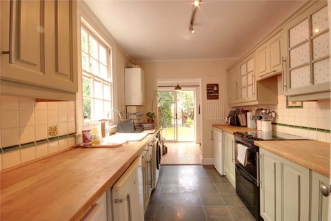 59 Medcalf Road, Enfield, EN3 6HJ