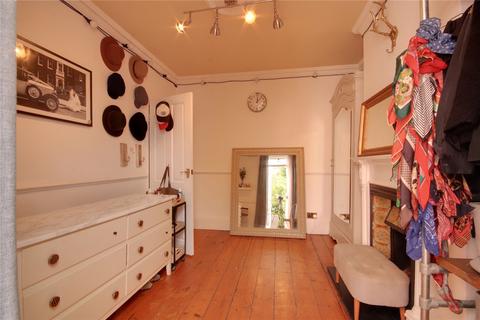 59 Medcalf Road, Enfield, EN3 6HJ