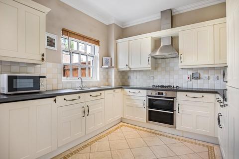 4 bedroom townhouse for sale, Old Bath Road, Leckhampton, Cheltenham, Gloucestershire, GL53