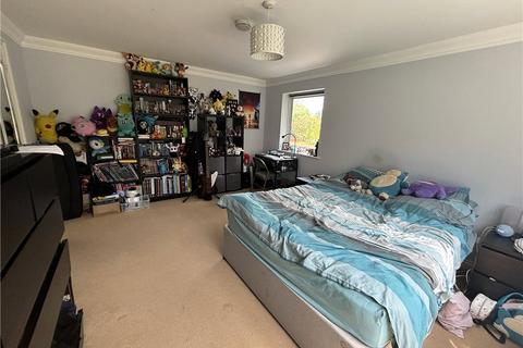 4 bedroom maisonette for sale, Shalford Road, Guildford, Surrey, GU4