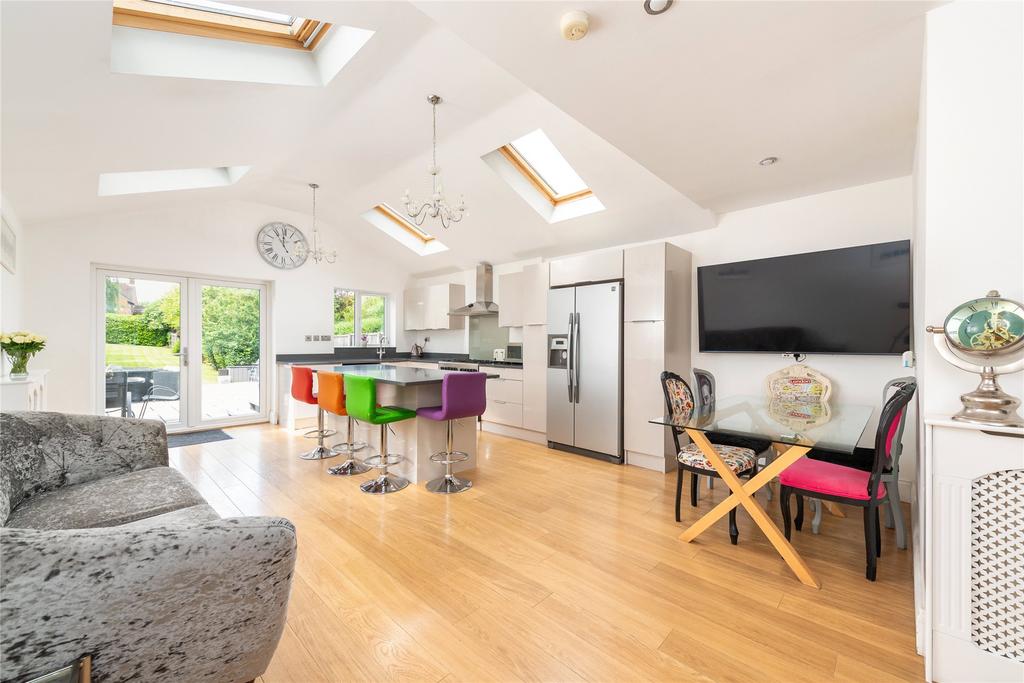Kitchen/Breakfast