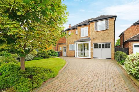 3 bedroom detached house for sale, Kingscote Road, Dorridge, B93