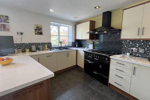 4 bedroom detached house for sale, Lydford Close, Ivybridge PL21