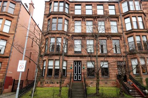 3 bedroom flat to rent, Clarence Drive, Glasgow, Glasgow City, G12