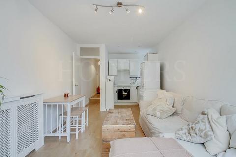 2 bedroom flat for sale, Oldfield Road, London, NW10