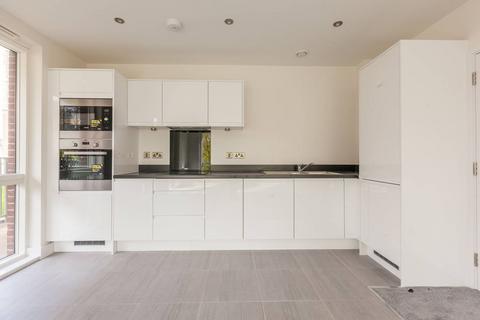 3 bedroom flat to rent, Gayton Road, Harrow, HA1