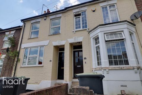 2 bedroom terraced house for sale, Salisbury Road, Luton