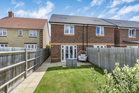 17 Bluebell Lane, Didcot, OX11 6GT