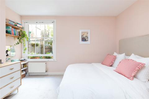 2 bedroom flat for sale, Warner Road, Walthamstow, London, E17