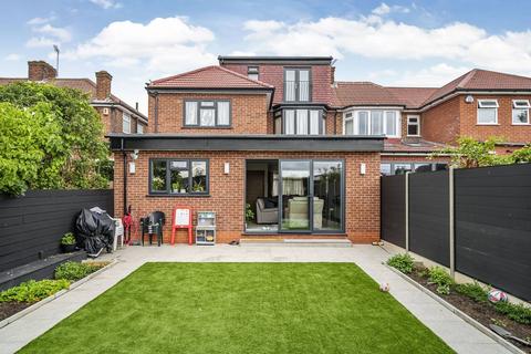 54 Derwent Crescent, Stanmore, HA7 2NF