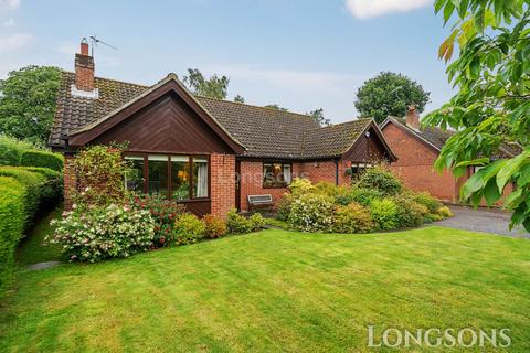 3 bedroom detached bungalow for sale, Lonsdale Cresent, Hingham