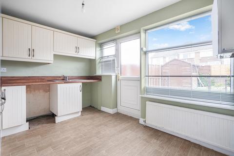 2 bedroom terraced house to rent, Leeds LS15