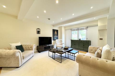 2 bedroom barn conversion for sale, Green Barn, Archive Mews, Berkhamsted HP4