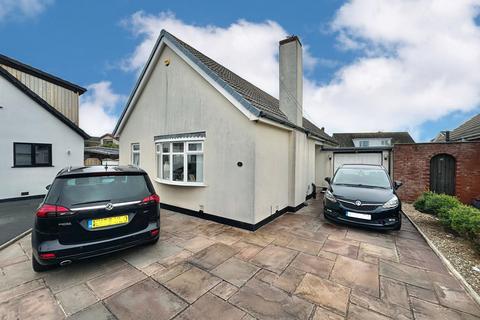 3 bedroom bungalow for sale, Holme Avenue, Fleetwood FY7