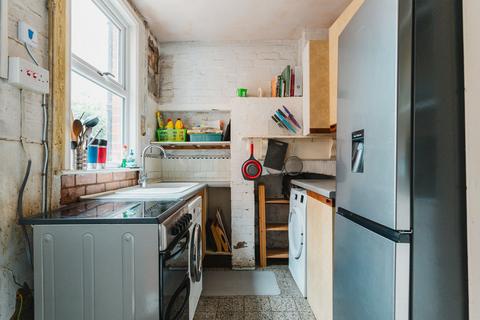 85 Howard Road, Leicester, LE2 1XP