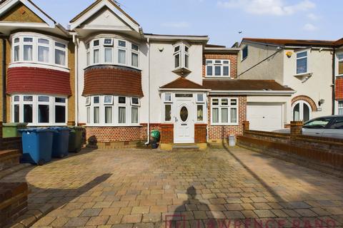 5 bedroom semi-detached house for sale, Rayners Lane, Pinner, HA5