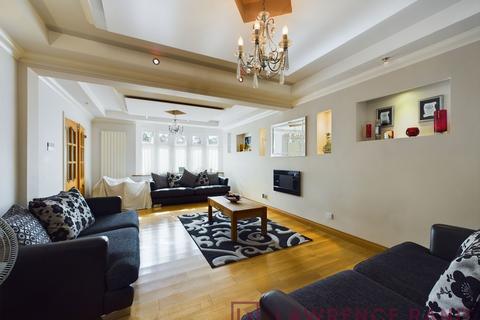 534 Rayners Lane, Pinner, HA5 5DJ
