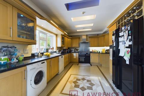 534 Rayners Lane, Pinner, HA5 5DJ