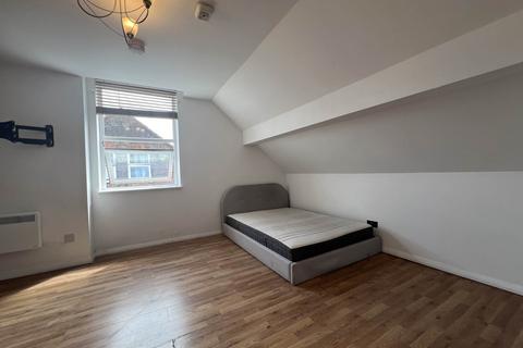 1 bedroom flat to rent, Stockwood Crescent, Luton LU1