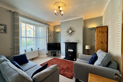 2 bedroom end of terrace house for sale, St. Georges Road, Eastbourne, East Sussex, BN22