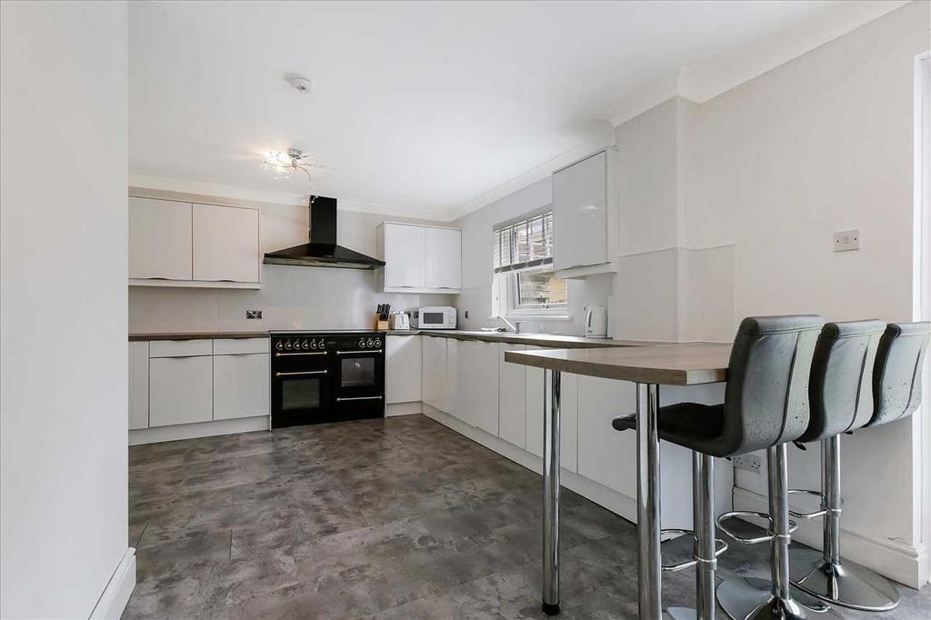 Kitchen Area (1)