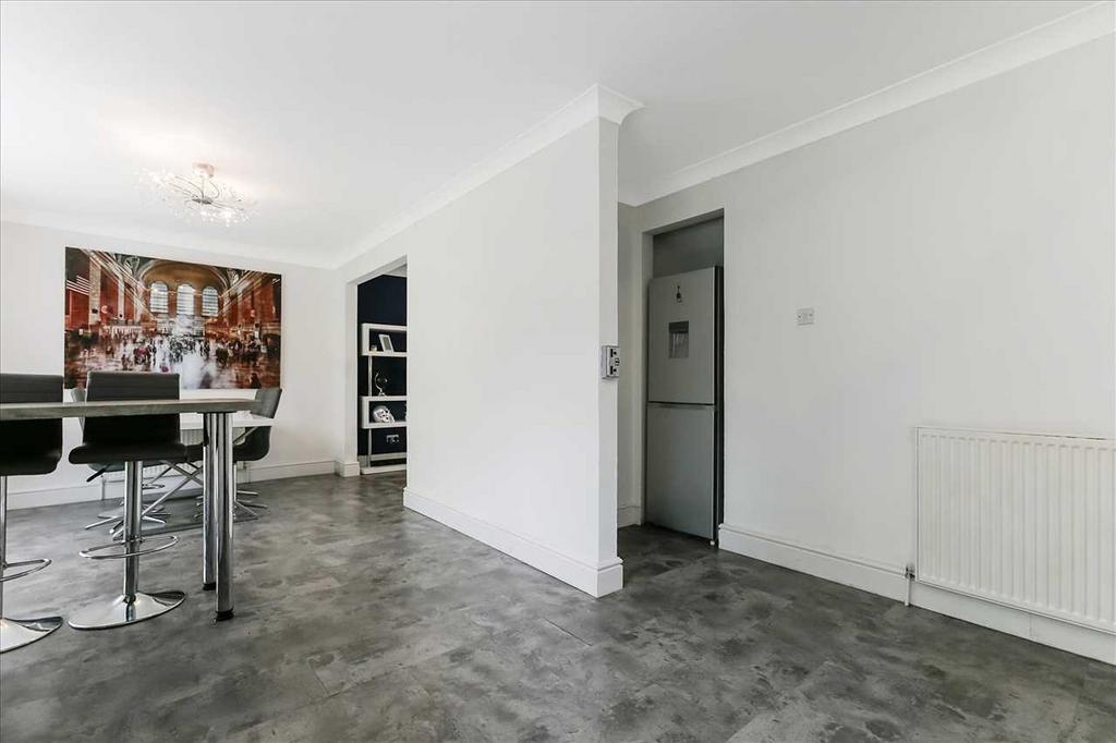 Kitchen Area (2)