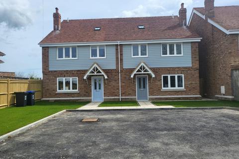 4 bedroom semi-detached house for sale, Mill Lane, Dover CT15