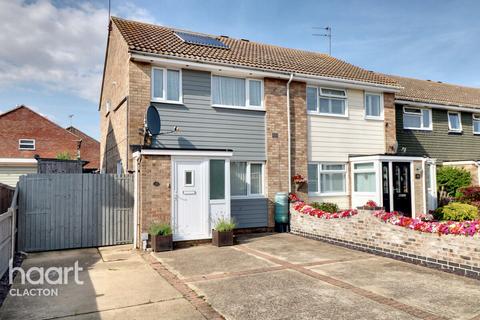 3 bedroom semi-detached house for sale, Farmleigh Avenue, Clacton-On-Sea