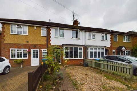 3 bedroom terraced house for sale, Clinton Crescent, Aylesbury HP21