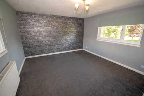 2 bedroom flat to rent, Woodside Road, Glenrothes, KY7