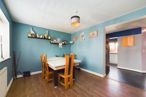 3 bedroom terraced house for sale, Ermin Park, Brockworth, Gloucester, Gloucestershire, GL3