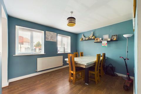 3 bedroom terraced house for sale, Ermin Park, Brockworth, Gloucester, Gloucestershire, GL3