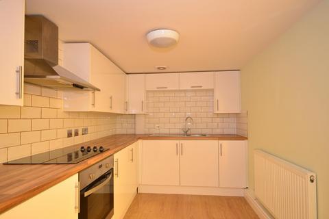 3 bedroom apartment to rent, Balmoral Road Gillingham ME7