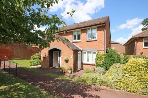 1 bedroom retirement property for sale, Acorn Drive, Wokingham, RG40