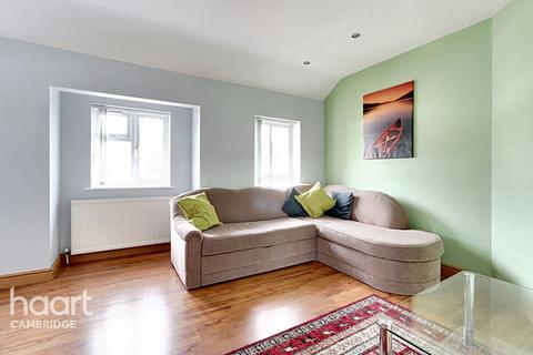 26b Kendal Way, Cambridge, CB4 1LR
