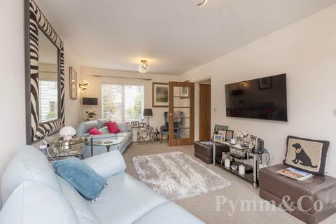 45 Blaxter Way, Norwich, NR7 8BF