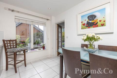 45 Blaxter Way, Norwich, NR7 8BF