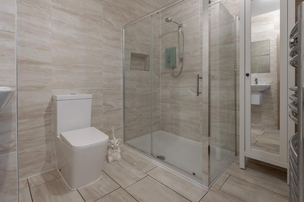 Ensuite