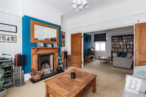 18 Kent Road, Gravesend, DA11 0SY
