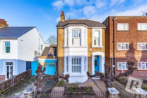 18 Kent Road, Gravesend, DA11 0SY