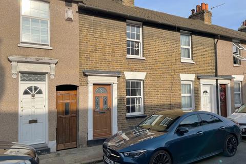 2 bedroom townhouse for sale, Great Queen Street, Dartford, Kent DA1 1TJ