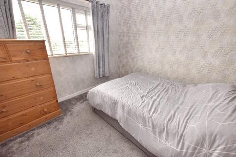 61 Bawn Approach, Leeds, LS12 5BZ