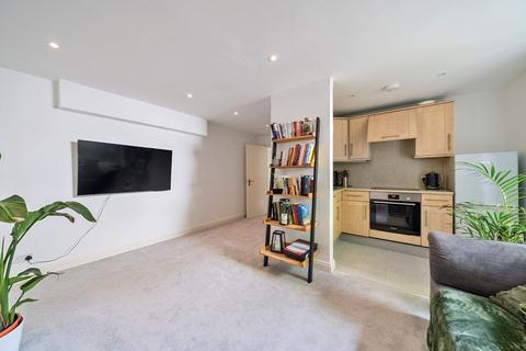 Flat G, 55 Frant Road, Tunbridge Wells, TN2 5LE