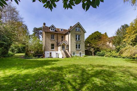 Flat G, 55 Frant Road, Tunbridge Wells, TN2 5LE