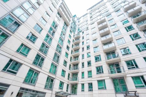2 bedroom flat to rent, St George Wharf, Vauxhall, London, SW8